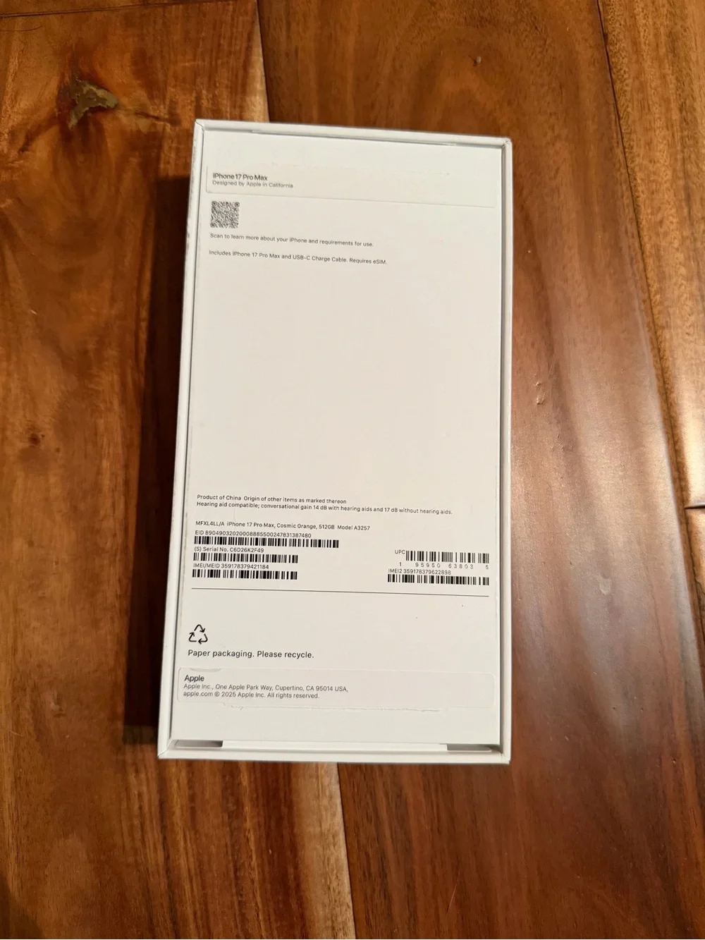 Empty iPhone 17 pro max box